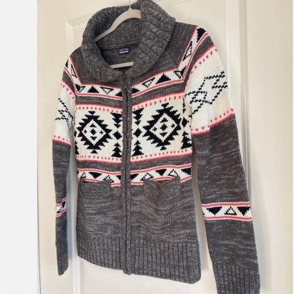 Patagonia Vintage Women’s Full Zip Sweater – Size Small - Picture 3 of 10